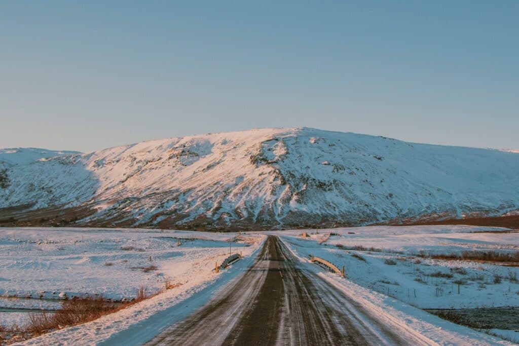 bailey zindel fLOQcsqm8I unsplash