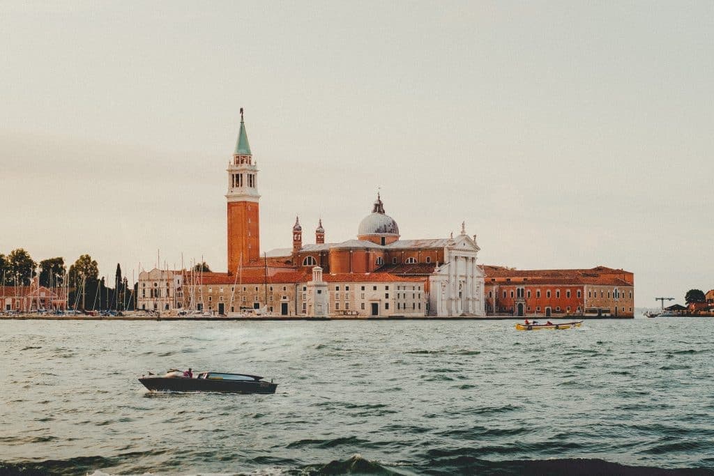 ouael ben salah LFtMKaK9usE unsplash